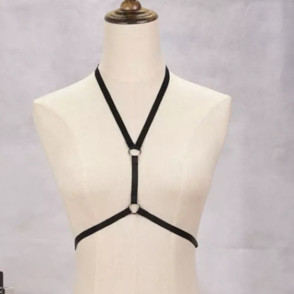 New! Black Strappy Cage Harness Bra - Picture 4 of 5